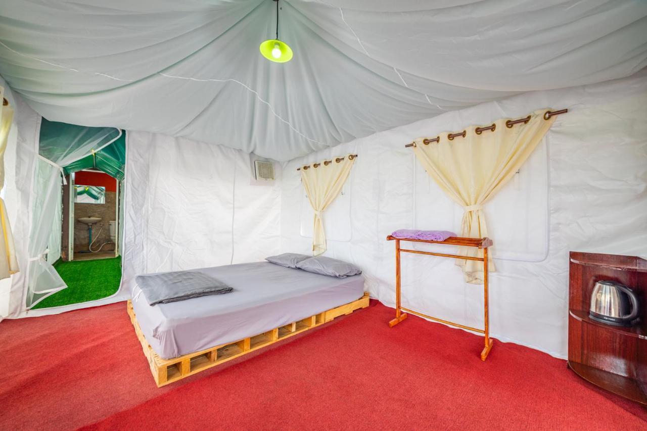 Hotel แสงเหนือแคมป์ปิ้งม่อนแจ่ม Ban Mae Raem Esterno foto